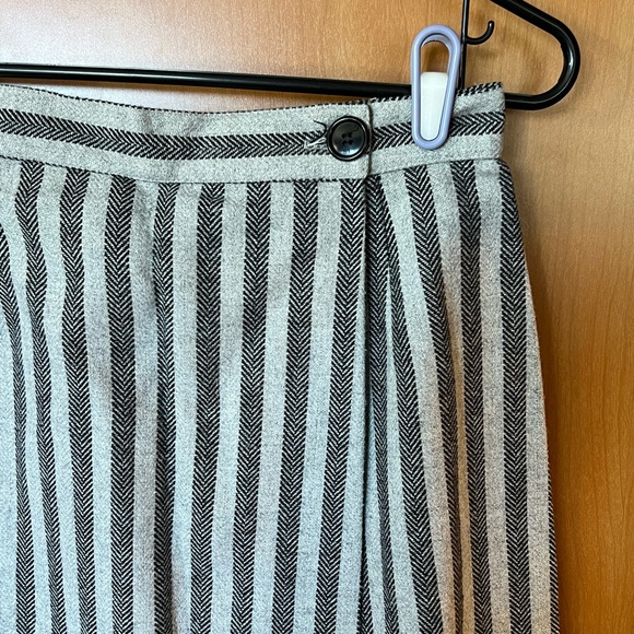 Vintage Bobbie Brooks Pencil Skirt - Picture 3 of 7